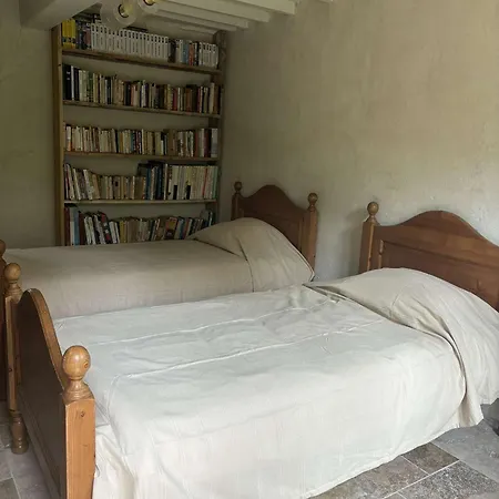 Chaumiere D'ecrivain Au Coeur De La Normandie * Fiquefleur-Équainville