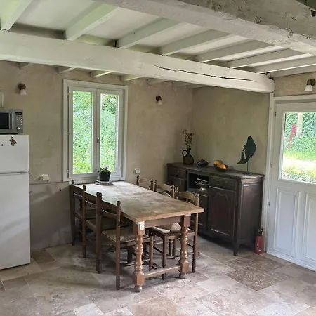 Chaumiere D'ecrivain Au Coeur De La Normandie *