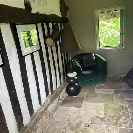 Vakantiehuis Chaumiere D'ecrivain Au Coeur De La Normandie